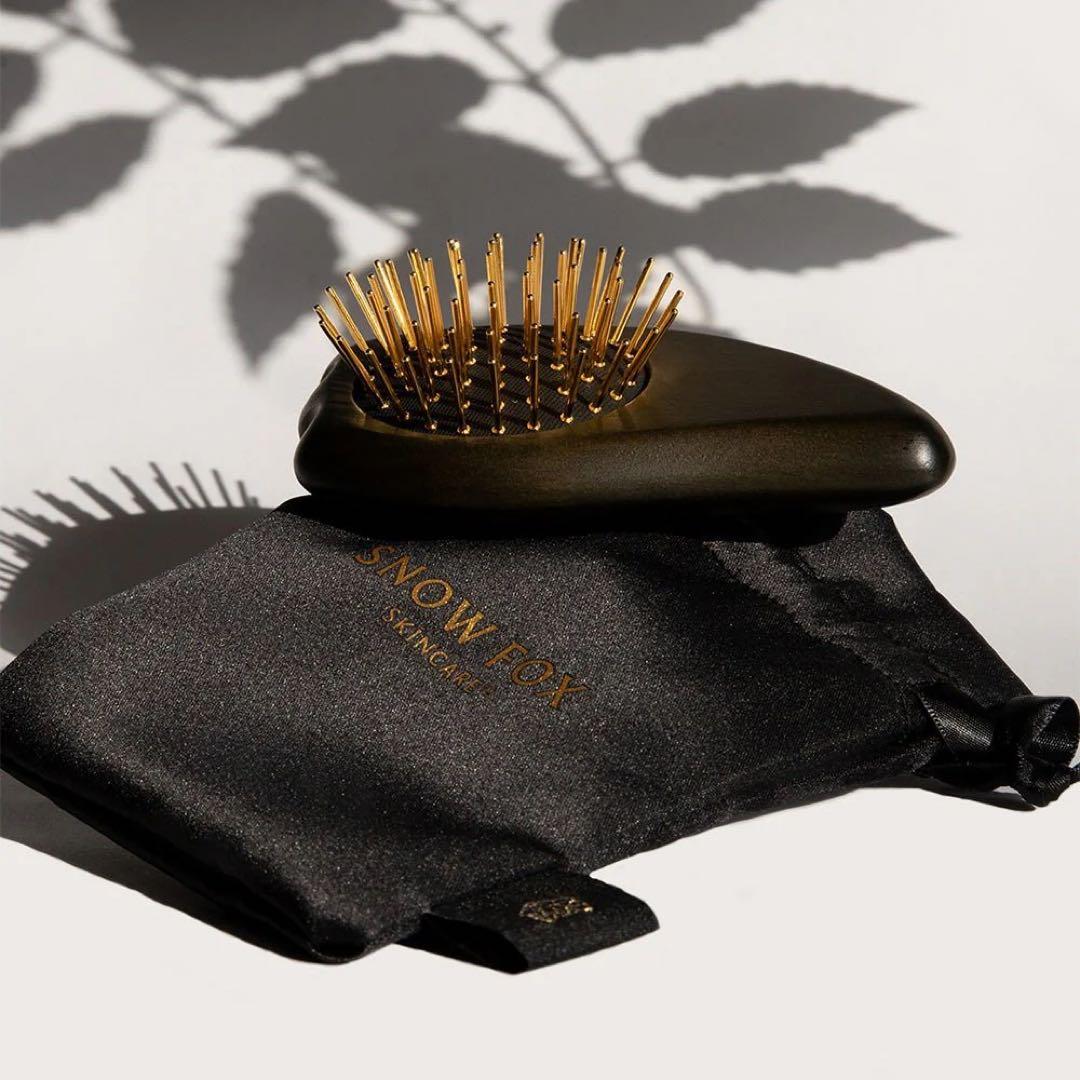  FOX ヘアブラシ ダークグリーン ポーチ付き