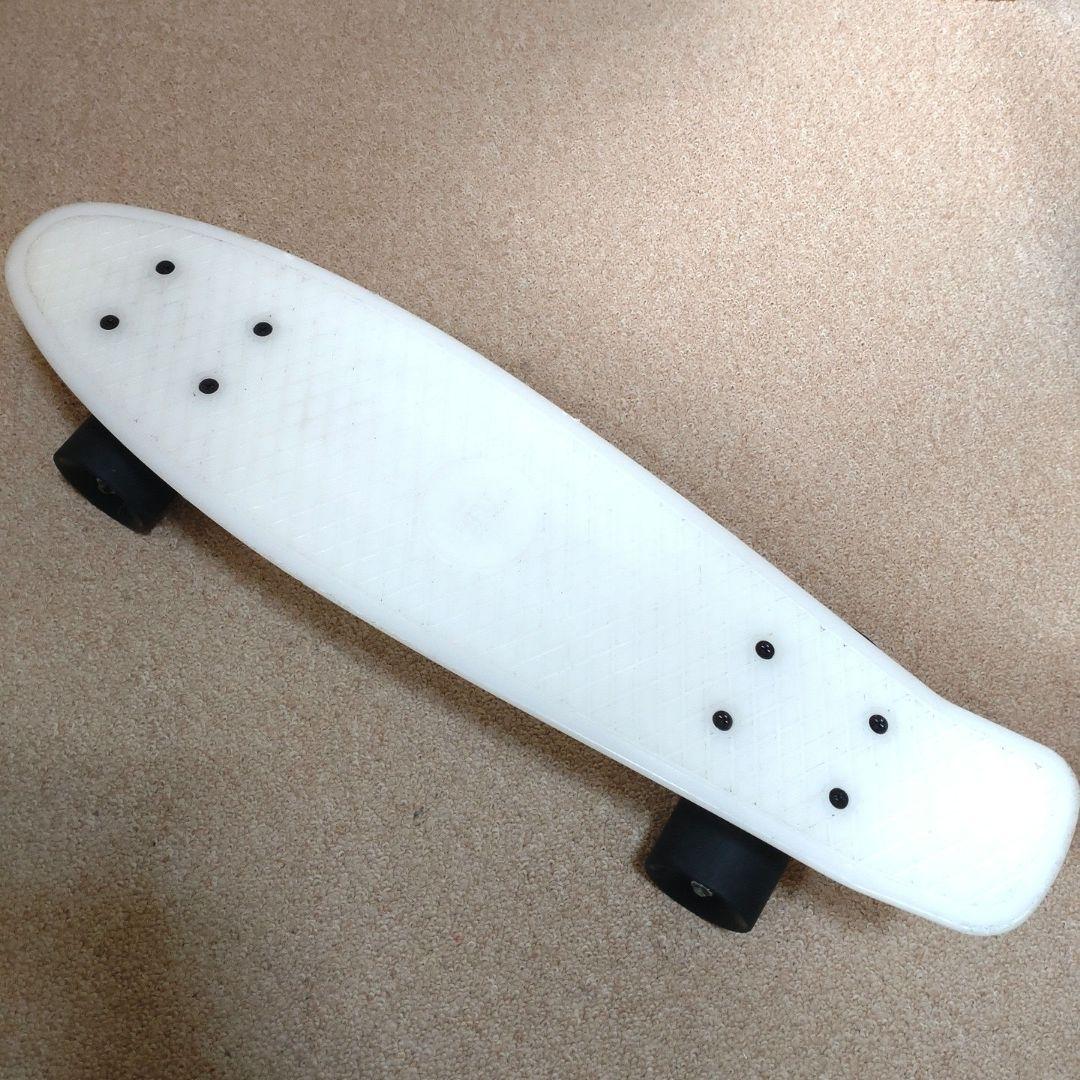 Penny スケートボード 22インチ 蓄光モデル