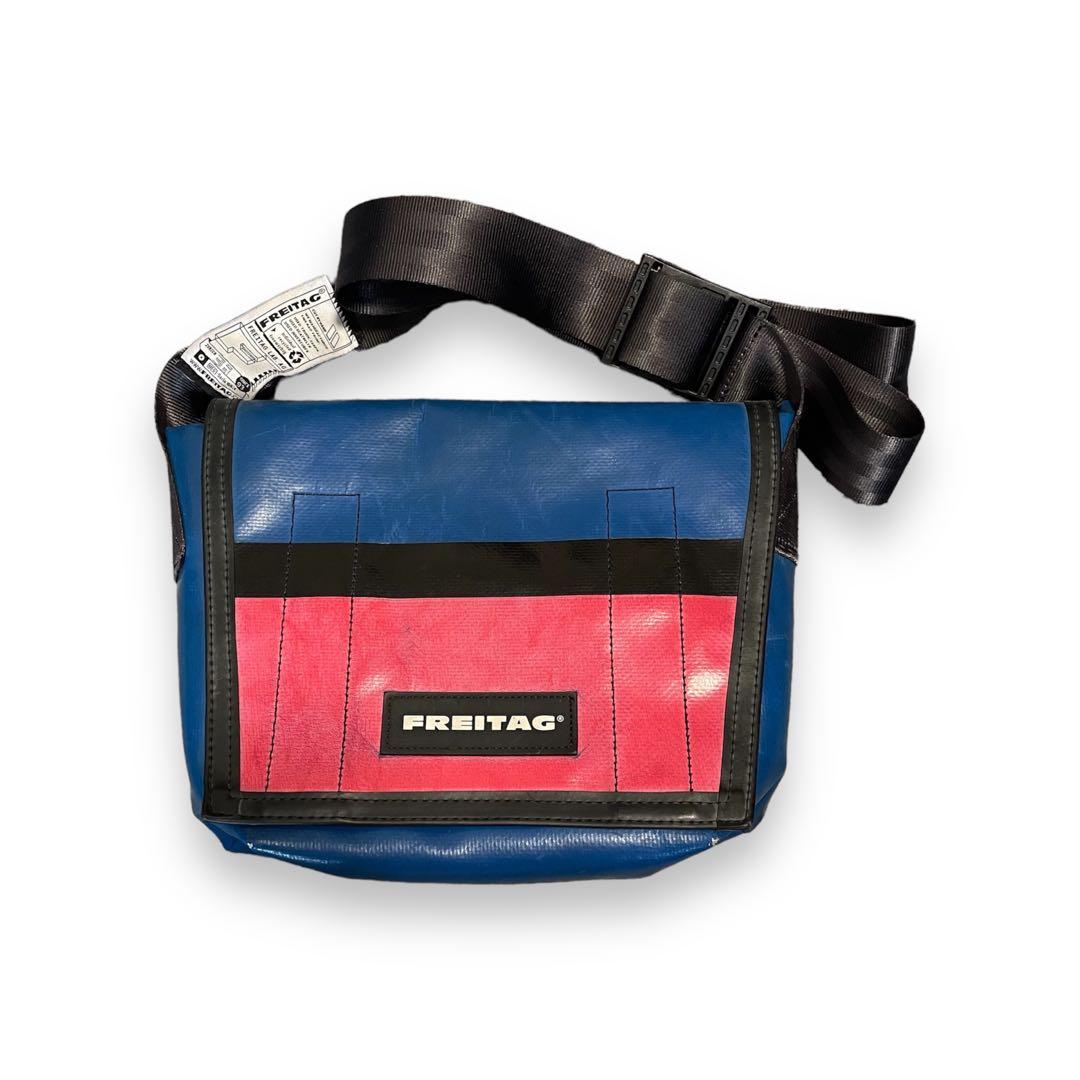 freitag メッセンジャーバッグ ブルー ピンク