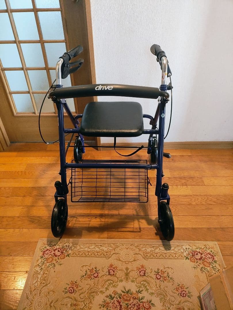 drive 青色 歩行器 座席・バスケット付き