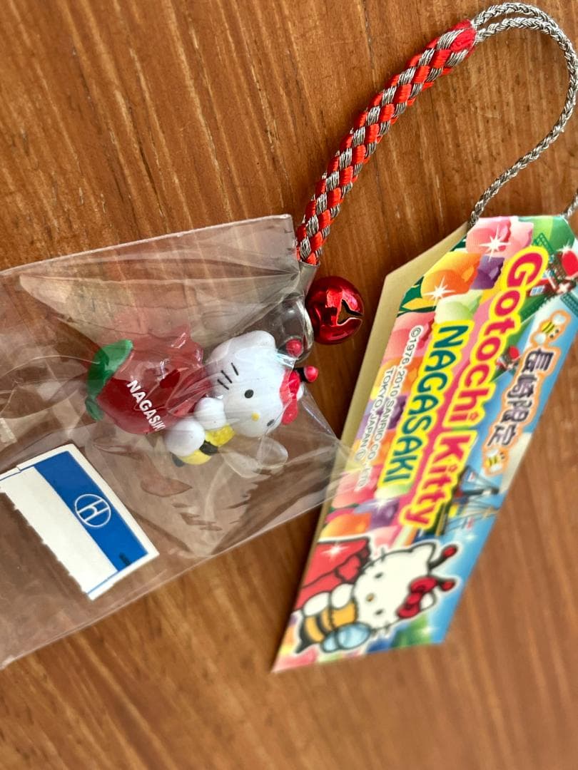 ご当地キティ ハローキティ 長崎限定 根付けストラップ - メルカリ