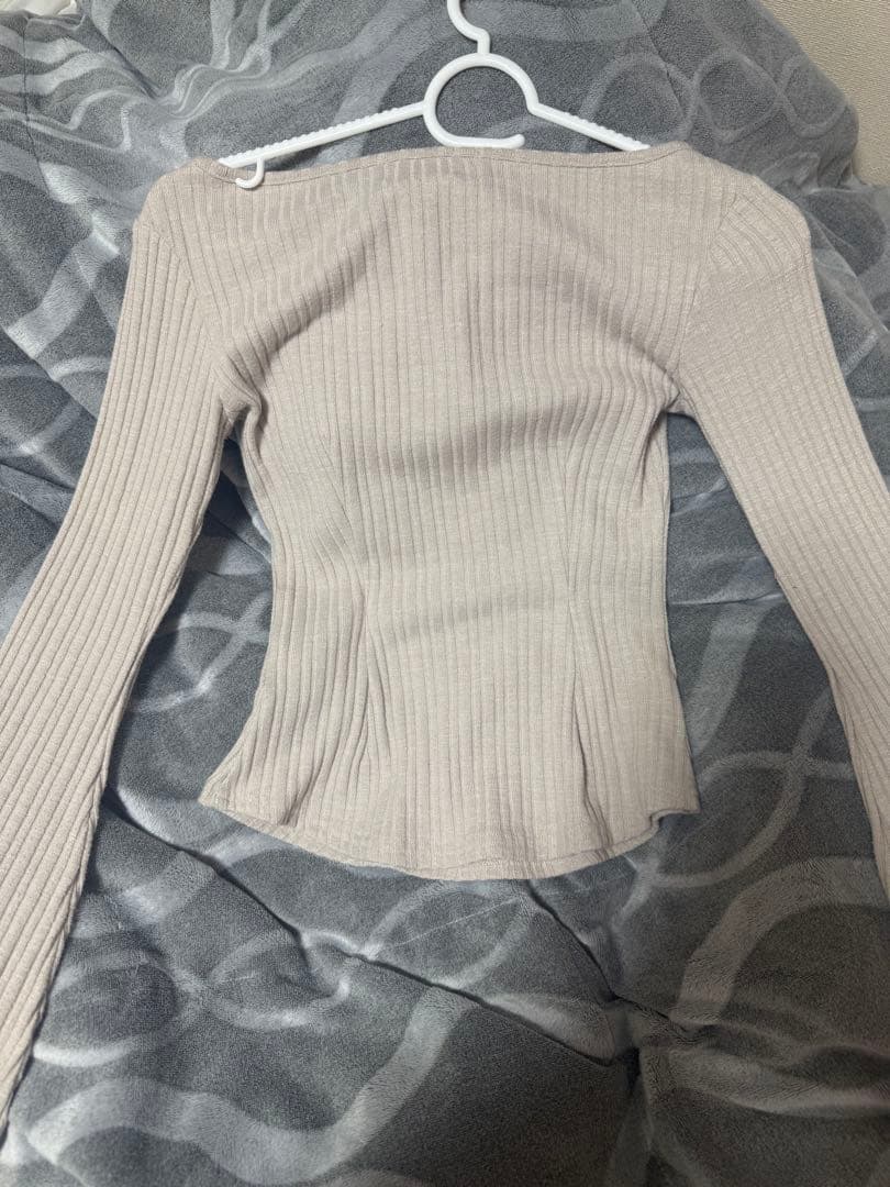 andmary Dorothy heart tops beige アンドマリー - メルカリ