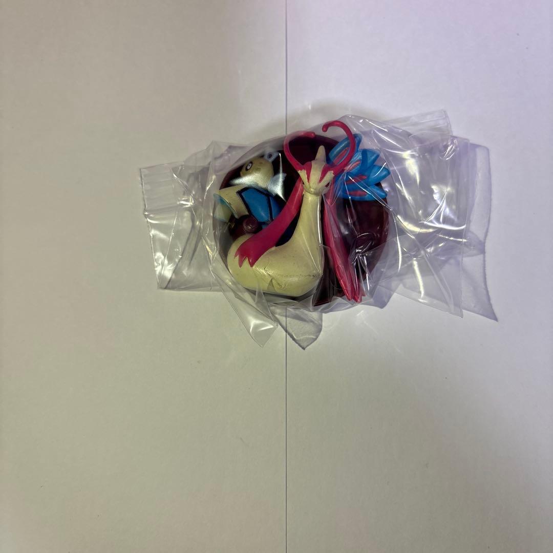 ポケモン 立体図鑑 フィギュア ミロカロス アーボック ペルシアン