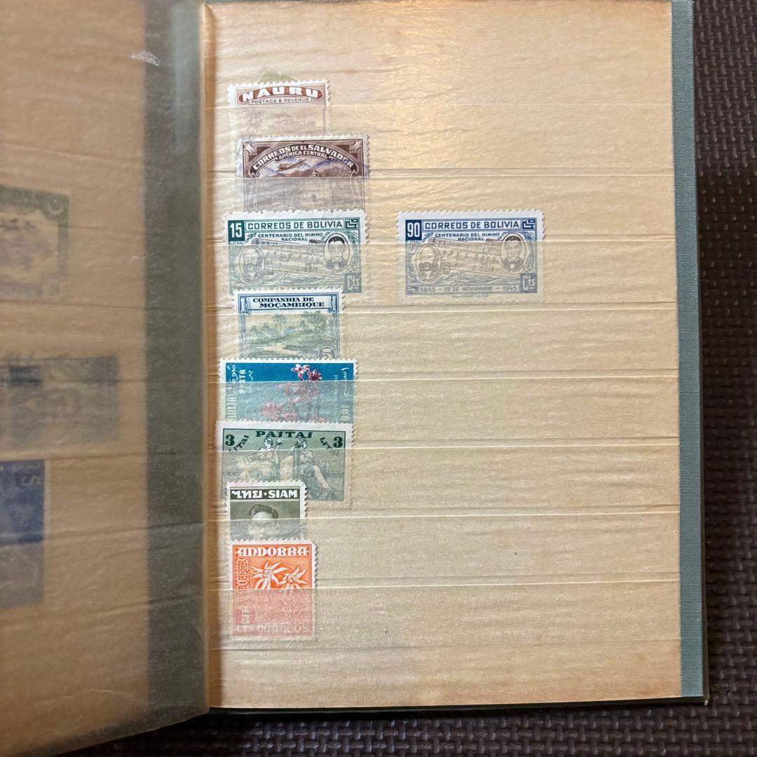 海外切手 まとめ コレクションブック 12ページ - メルカリ