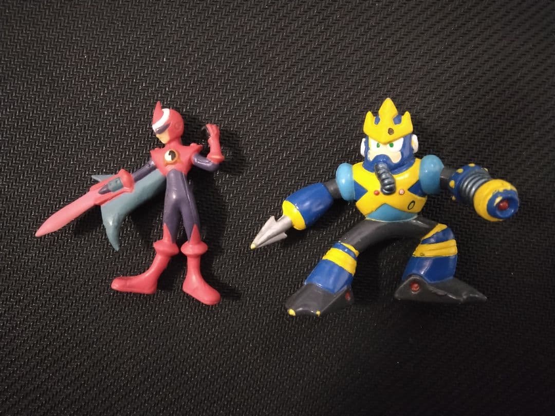 ロックマン フィギュア 2点セット ウェーブマン ブルース - メルカリ