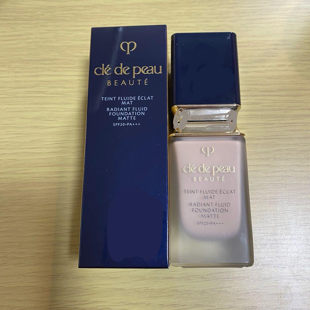 clé de peau BEAUTÉ タンフリュイドエクラマット 35mL