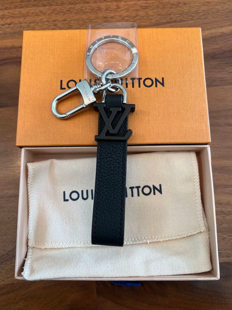 Louis Vuitton キーホルダー•ドラゴンヌ アエログラム