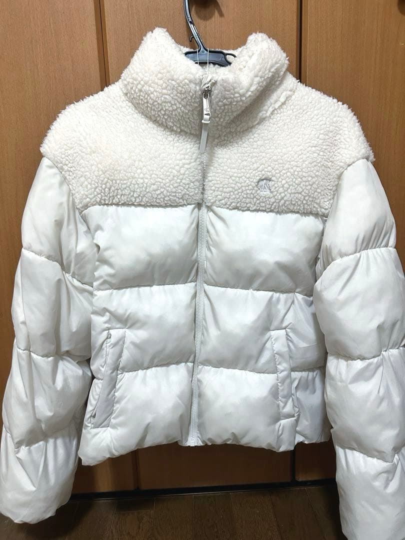   ダウンジャケット　puffer jacket 白