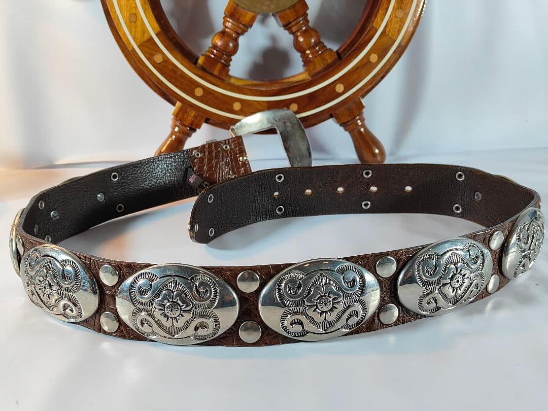 【Vintage】NANNI　イタリア製　高級コンチョドレスベルト 本革正規品