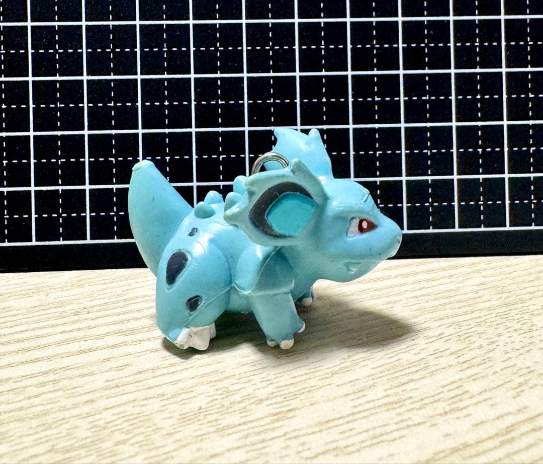 ポケモンフィギュア ニドリーナ〚当時物〛 モンコレ - メルカリ