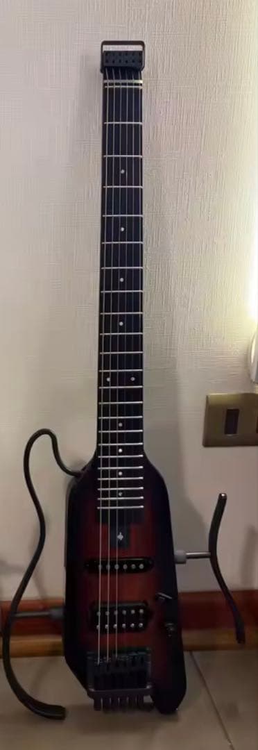 ドナー-HUSH-Xヘッドレスエレキギター