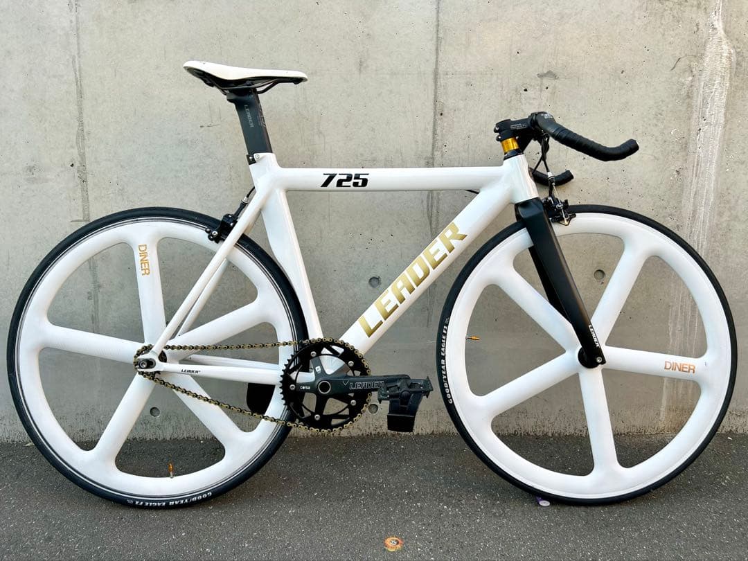LEADER BIKE 725 TR CUSTOM M 白金 エアロピストバイク - メルカリ