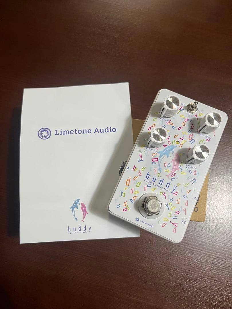 Limetone Audio buddy ブースター付きディレイ 国産エフェクターのLimetone Audioより、原音はアナログのままの