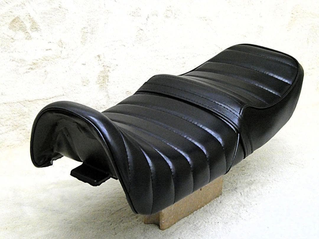 ＣＢＲ４００Ｆ　黒皮 タックロールシート/②ブラック 完成品 タックロール