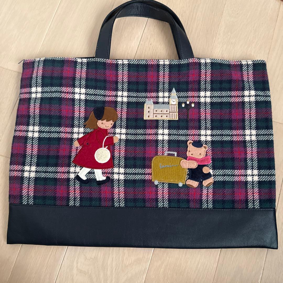 ファミリア　タータンチェック柄トートバッグ