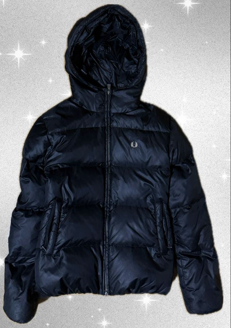 FRED PERRY フレッドペリー 肉厚 ダウンジャケット 刺繍ロゴ 黒 S