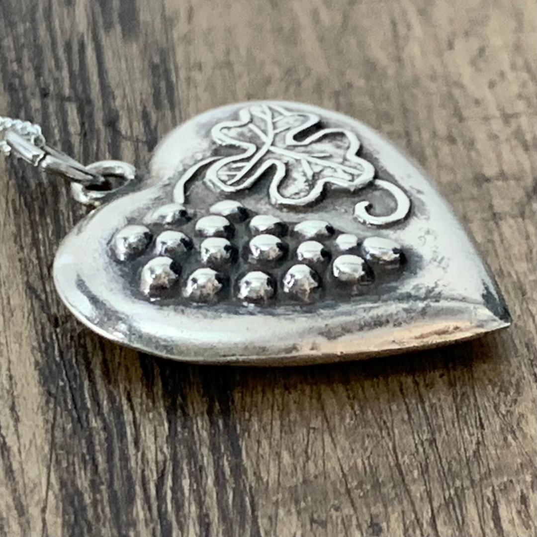 スウィートハートジュエリー葡萄 グレープ シルバーヴィンテージ