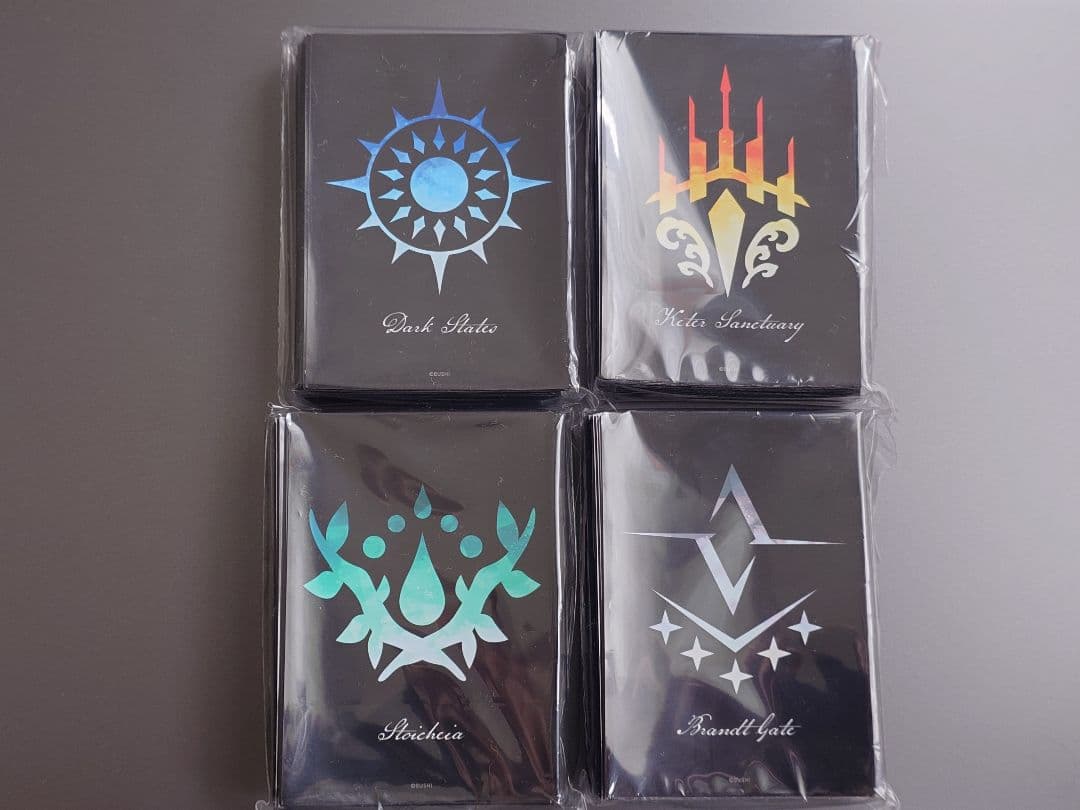 カードファイト!! ヴァンガード スリーブ 4個セット