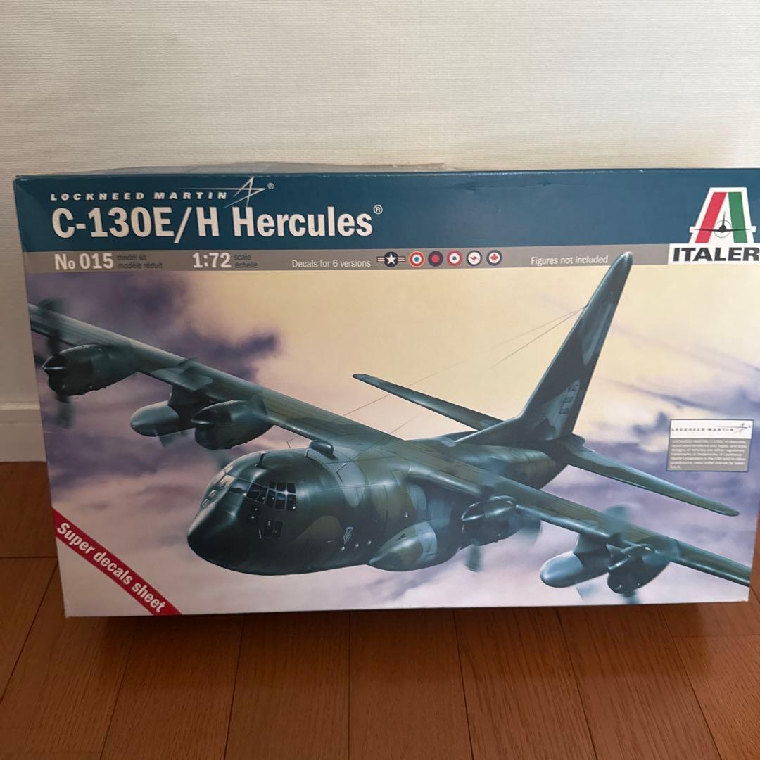 航空機・ヘリコプター ITALERI C-130E/H Hercules 1:72 Lockheed Martin C-130E/H Hercules, Italeri 015 (2010)
