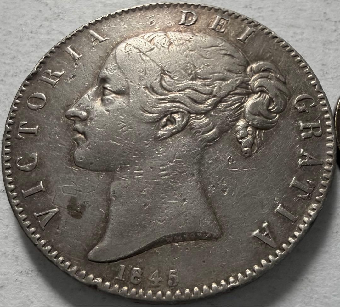 S*y様 1845年 英国ヴィクトリア 女王　　クラウン銀貨