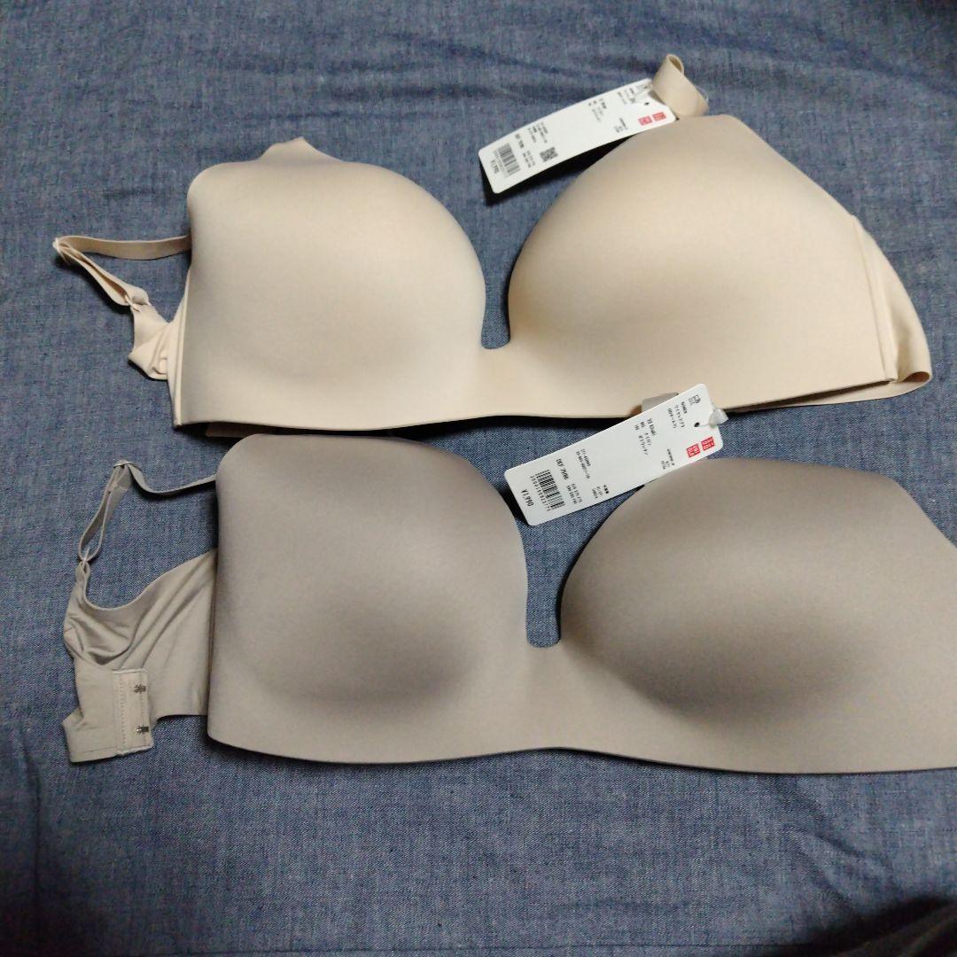 【新品】ユニクロ　ワイヤレスブラ/3Dホールド　DEF75/80 合計6枚