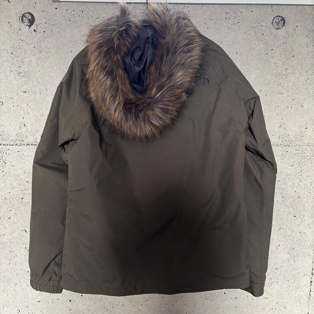 THE NORTH FACEザノースフェイス ダークグリーン マウンテンパーカー THE NORTH FACE - ノースフェイス マウンテンパーカー グリーン