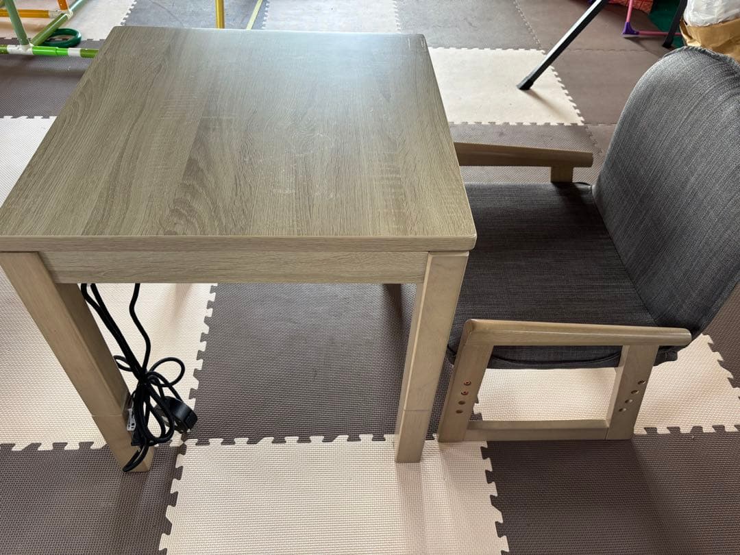 YUASA 1人用　テーブルセット　こたつ付き　USBポート付き ユアサプライムス.com｜USBポート付こたつテーブル [105×70cm] YK