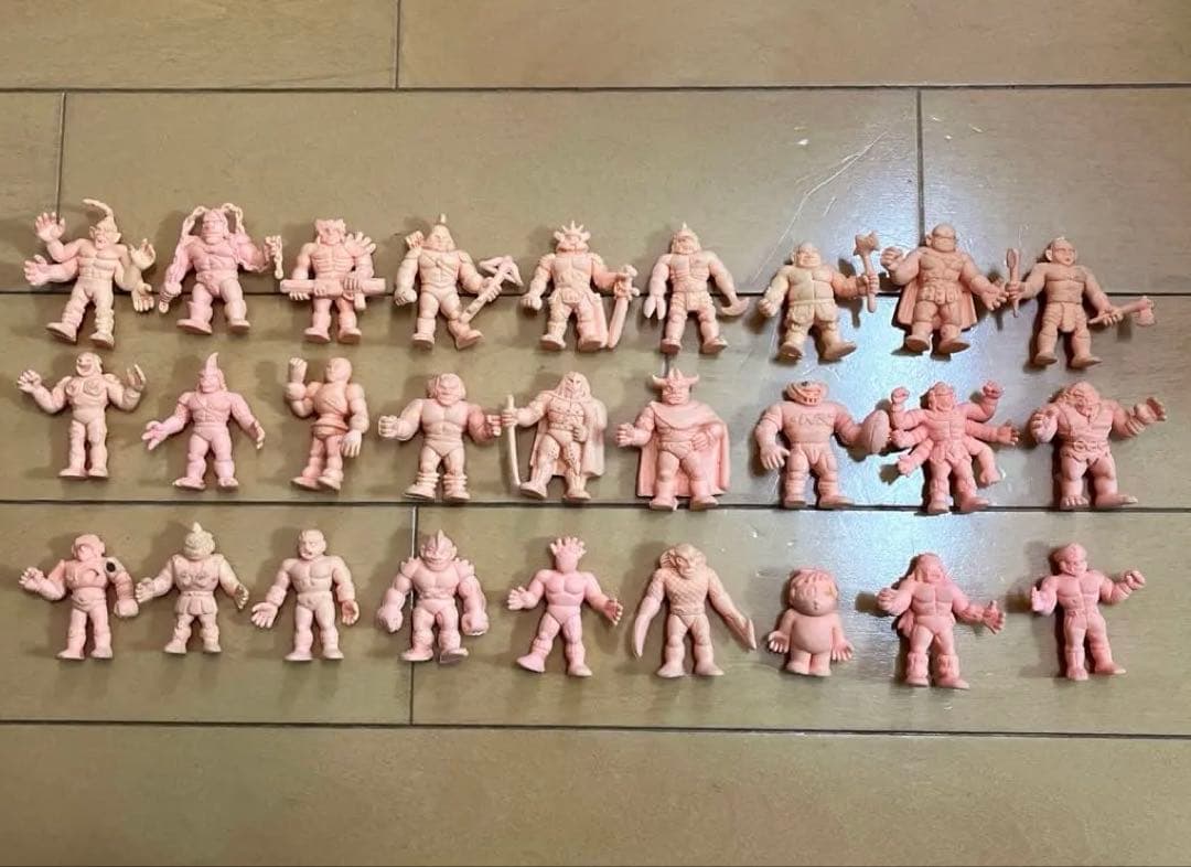 【希少レア】キン消し キン肉マン 宇宙野武士 消しゴム27体 肌色 当時物