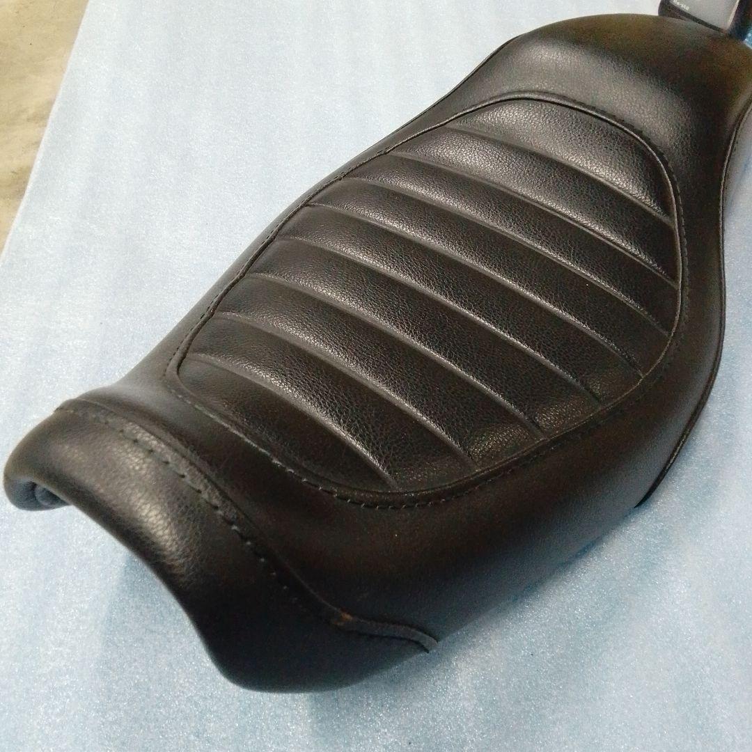 ハーレー　スポーツスター　シート　K＆H　S-5621