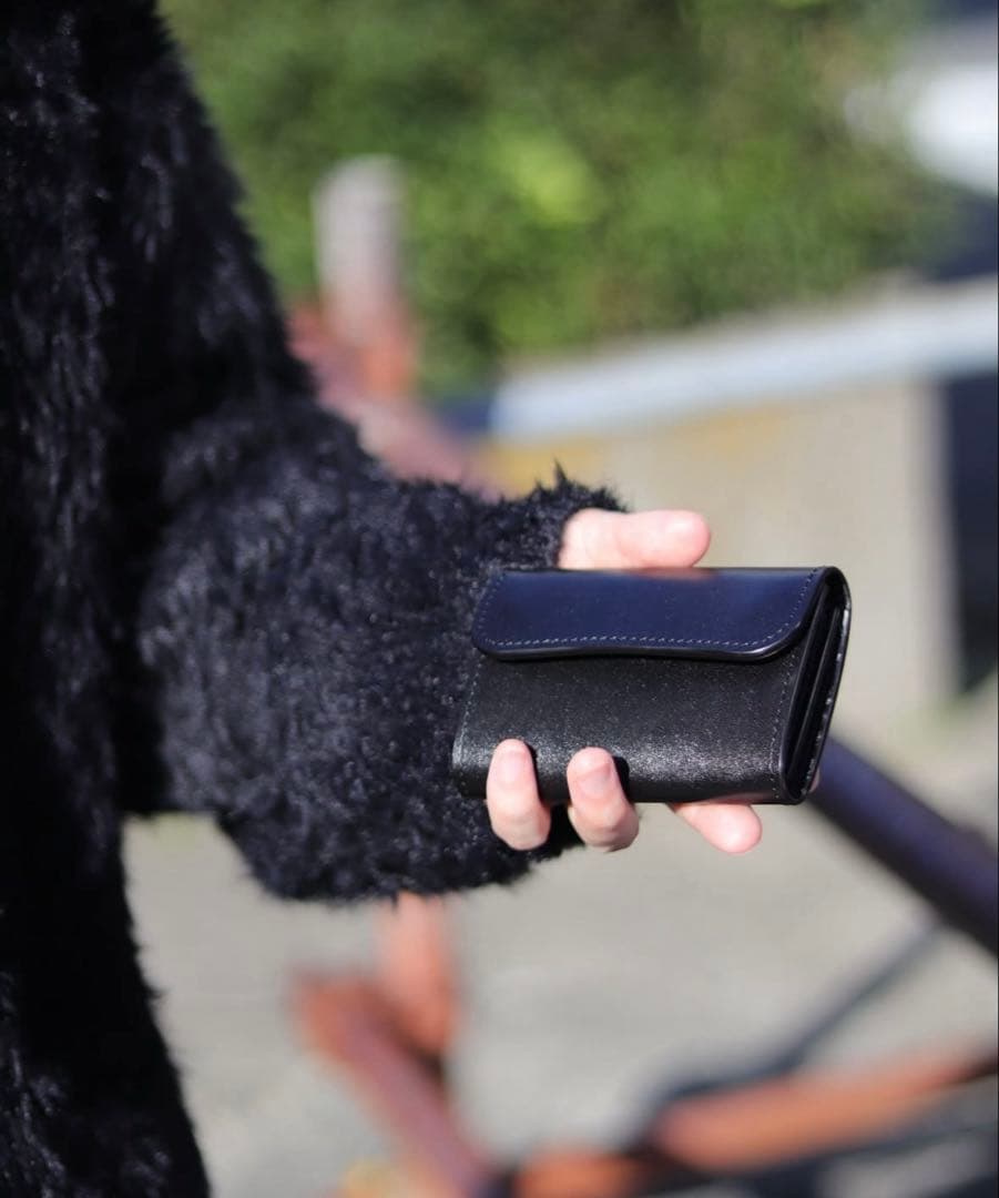 WILDSWANS SADDLE PULL UP×CROCODILE/ PONT - メルカリ