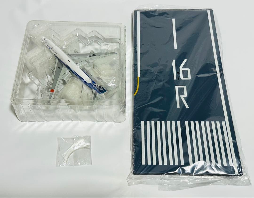 1/400 ANA 747-400 NH40045 全日空商事フラップダウン - メルカリ