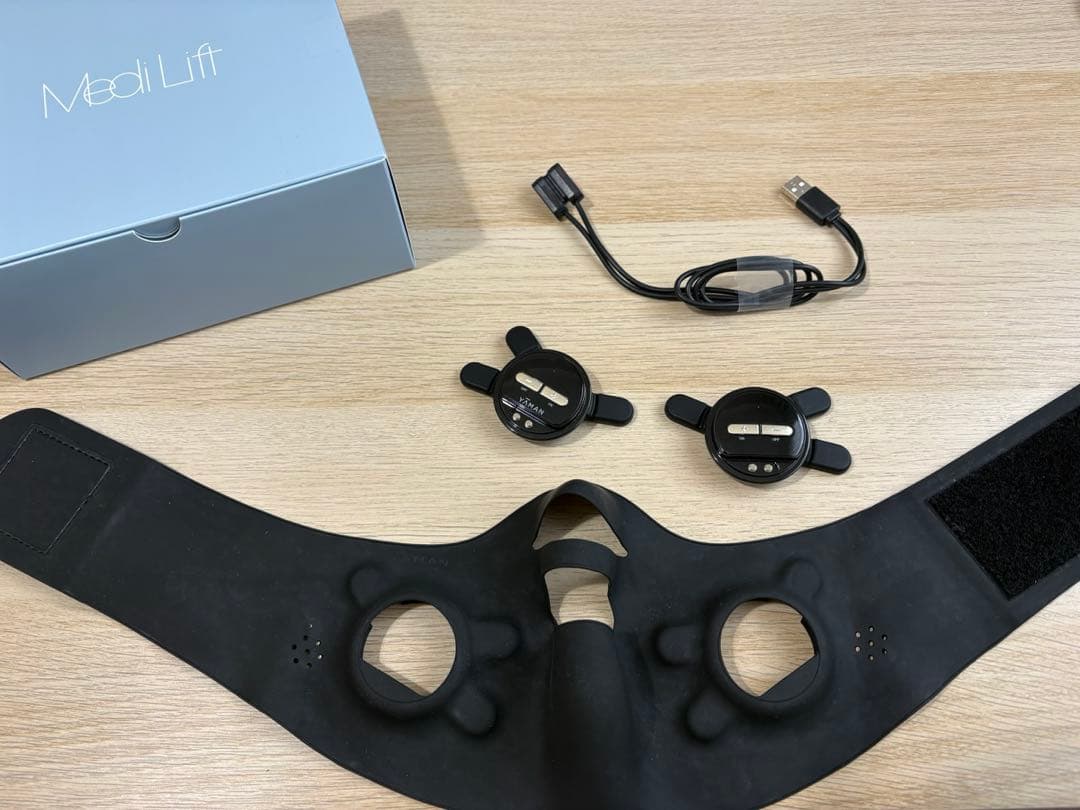 YA-MAN ウェアラブルEMS美顔器 メディリフトプラス