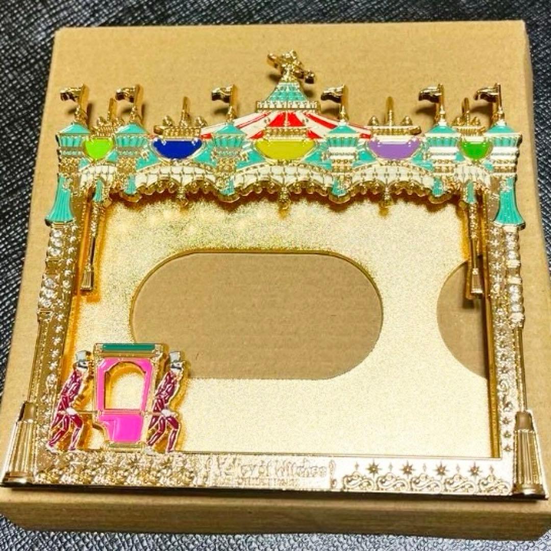 ジブリパークメリーゴーランドフレーム付きカレンダー ヒン 魔女の谷