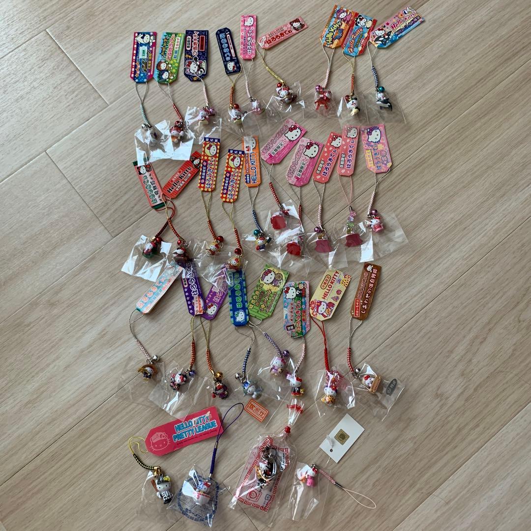 ハローキティご当地ストラップ31個セット ハローキティ ご当地ストラップセット 3｜トレファクONLINE