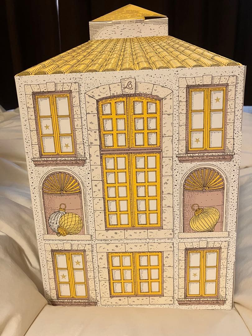 L'Occitane プレミアムアドベントカレンダー 2025