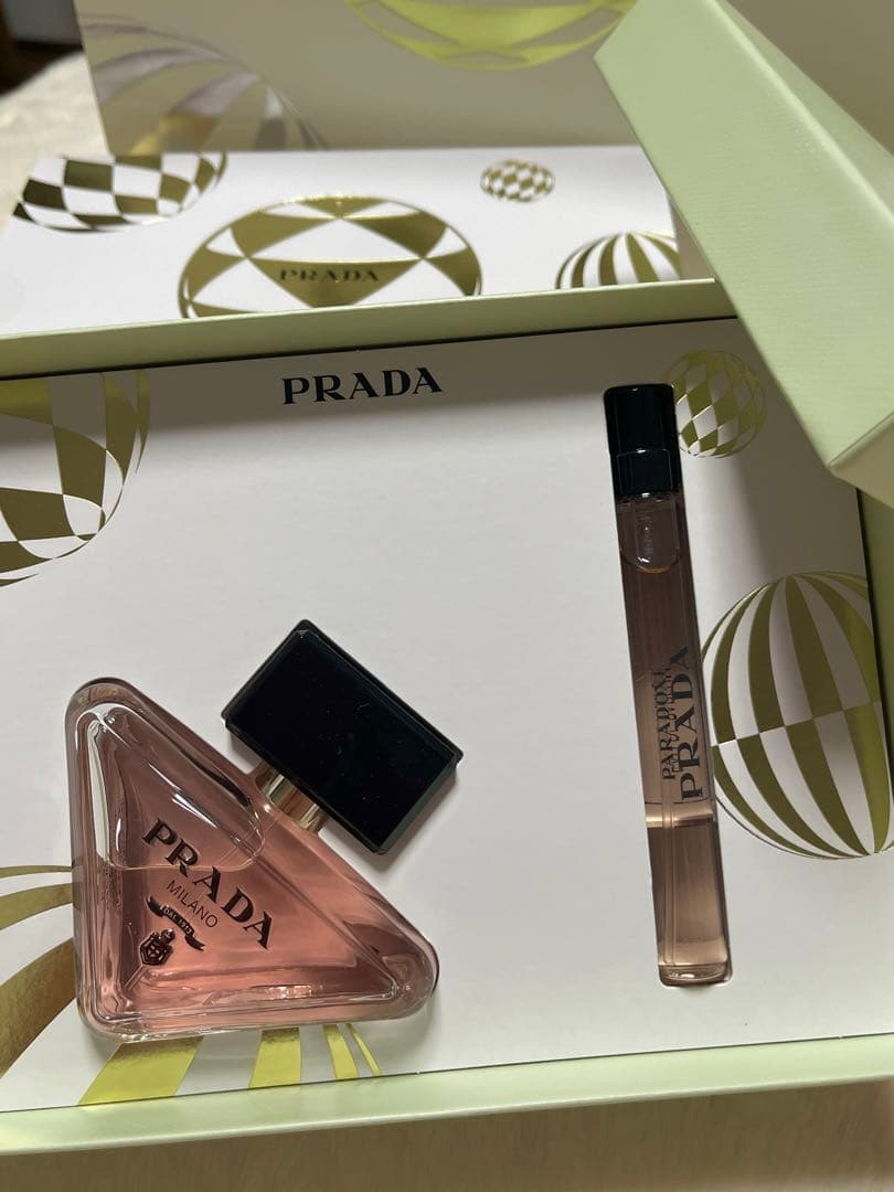 PRADA 香水セット ギフトボックス