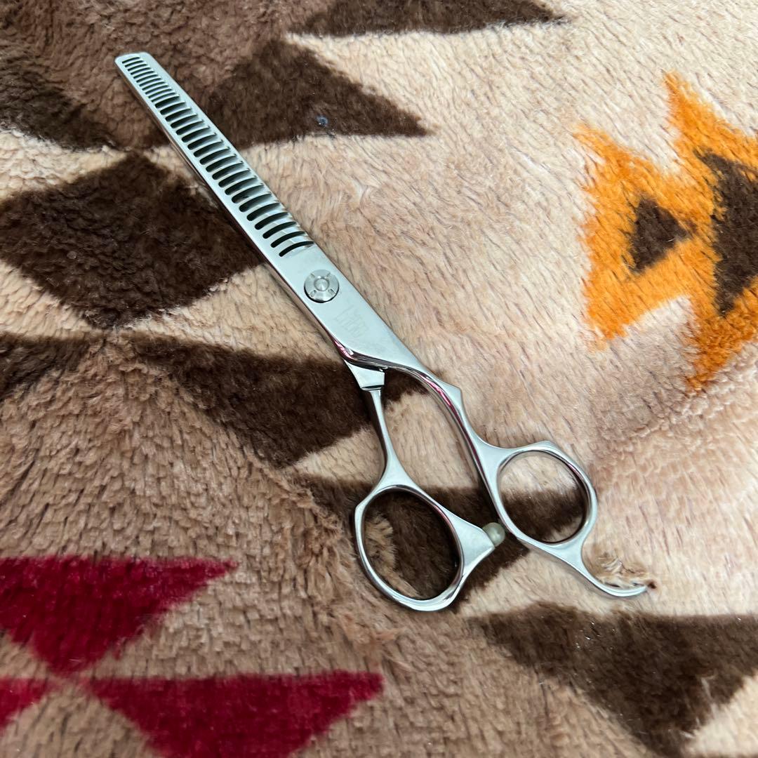 プリマードセニングくせ毛直しカット率5%〜10%