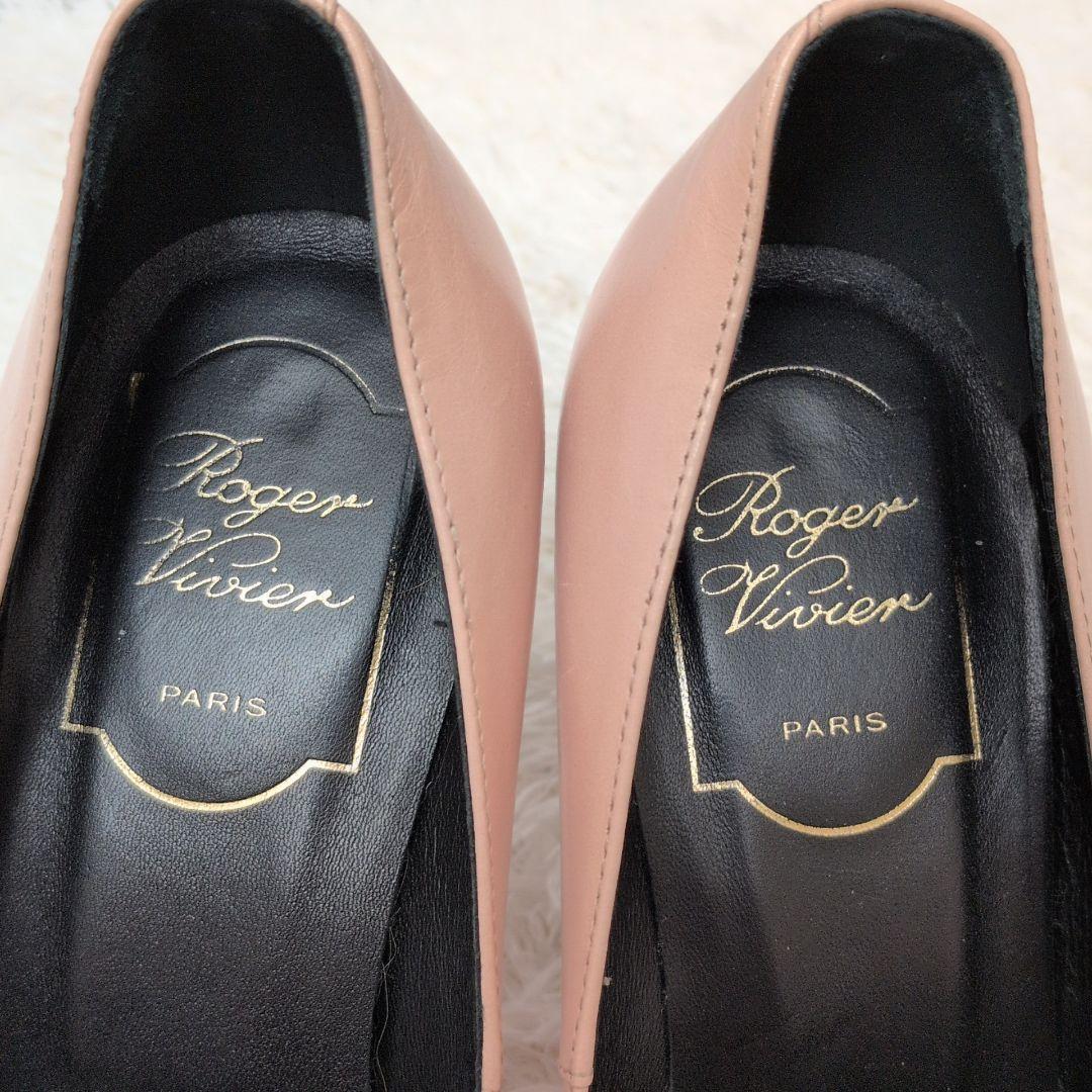 美品】ロジェヴィヴィエ スクエアバックル ポインテッドトゥ ピンヒール