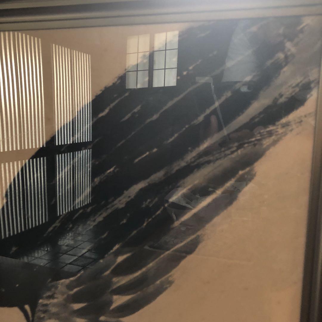 水墨画 眼光鋭く獲物を狙い襲いかかる間際の構図 - メルカリ