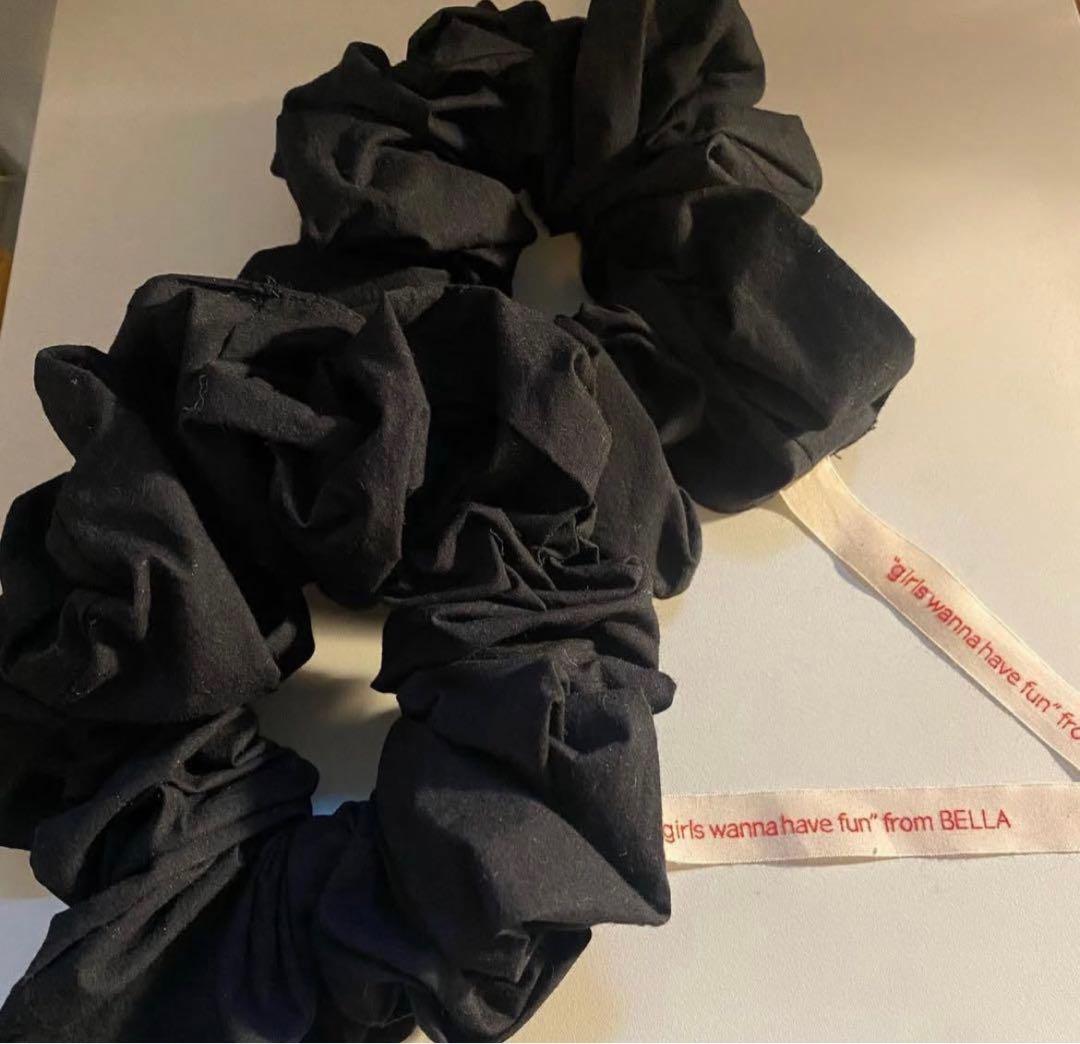 bella ベラ　シュシュ ラージ ブラック