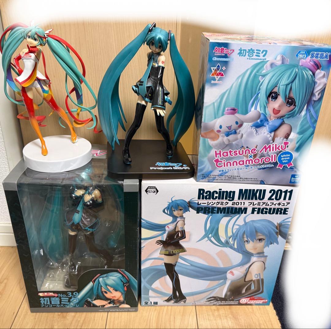 初音ミク　グッズまとめ売り　2枚目あり