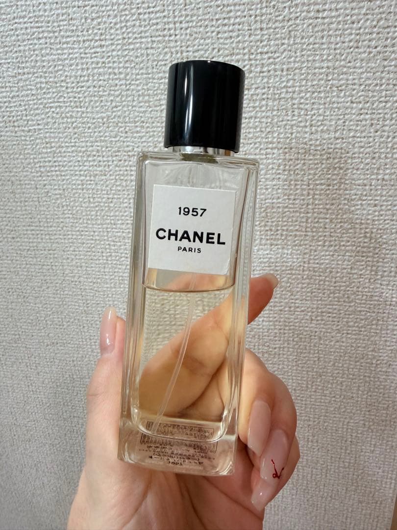 CHANEL 1957 香水 オードパルファム 200ml 61kB9bEiJ6L.jpg_BO30,255,255,