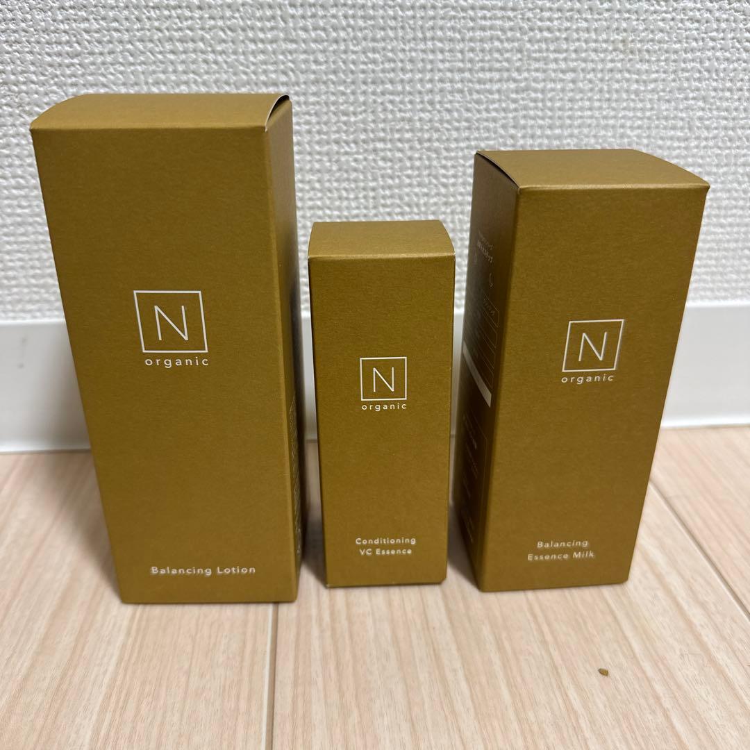 N organic バランシング ローション、エッセンスミルク&美容液