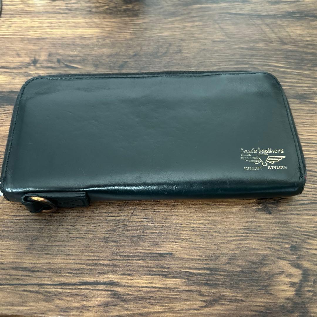 希少・限定品ホースハイド ロングウォレット ブラック　レッドキルティング 内装