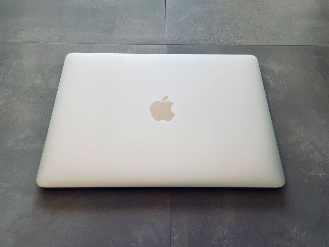 【美品】MacBook Retina 12インチ 2017