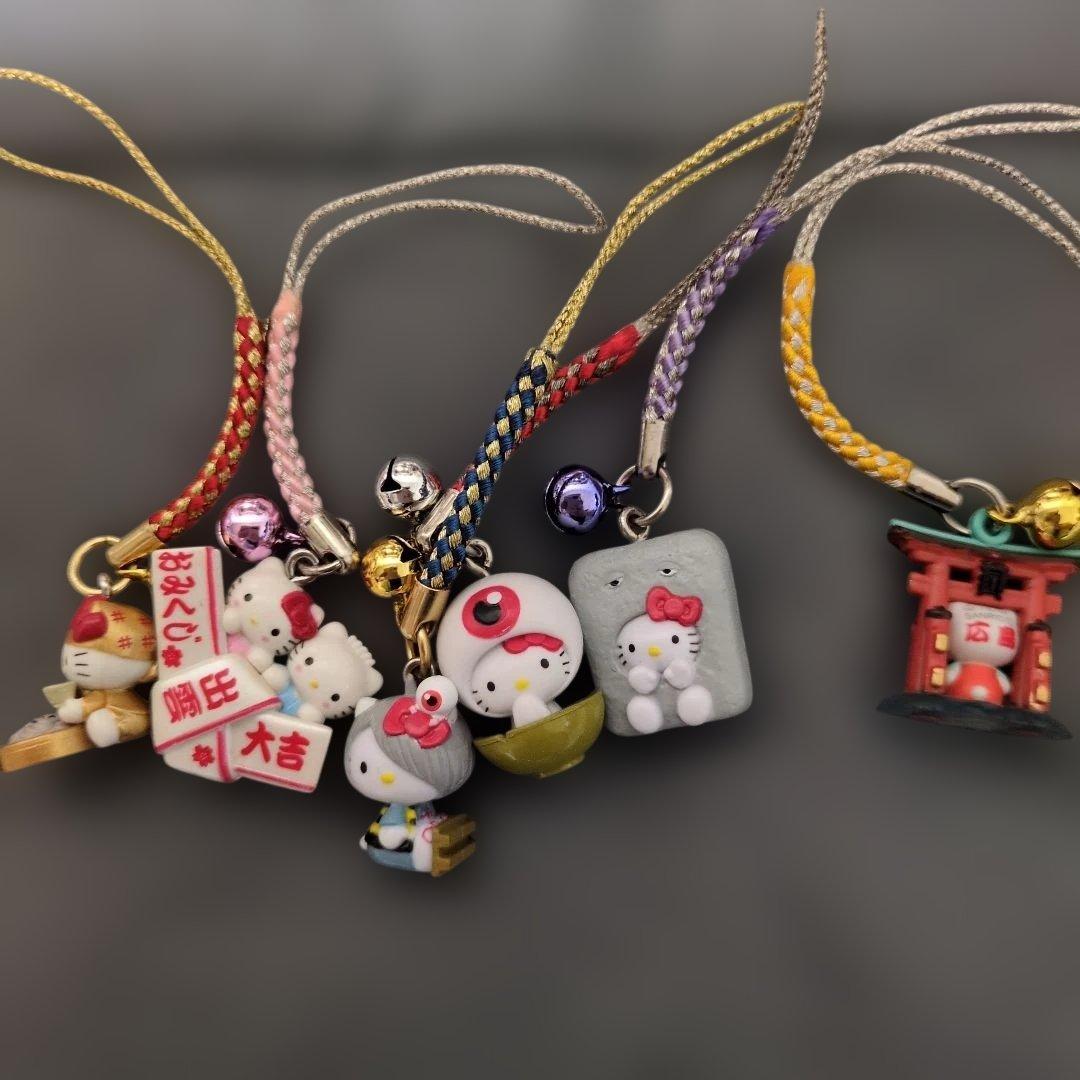 ハローキティ ご当地根付け100個まとめ売り おまけ付き - ハ