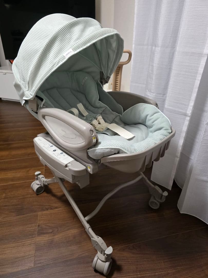 Aprica ユラリズム オートプレミアム アップリカ