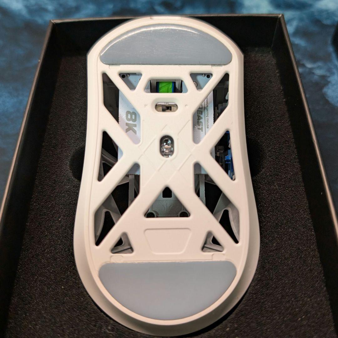 WLMOUSE Beast X MAX DRGコラボ White 側面穴なし - メルカリ