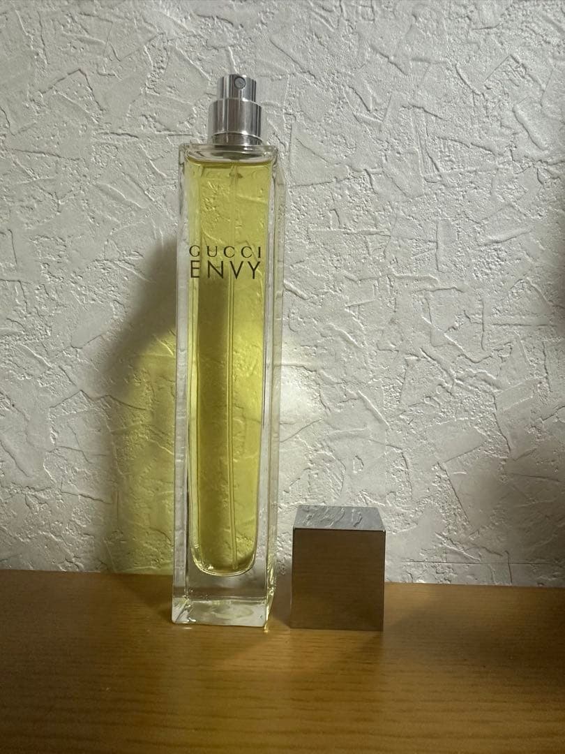 GUCCI ENVY グッチ エンヴィ オードトワレ 50ml - メルカリ