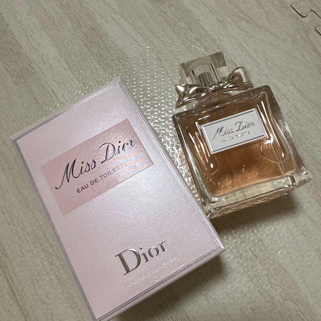 Miss Dior Eau de Toilette 100ml 箱入り